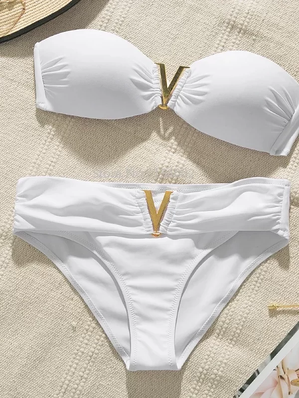 Maiô branco com bojo feminino, novo conjunto de biquíni sexy para o verão, roupa de banho sólida estilo tomara que caia para praia ou natação