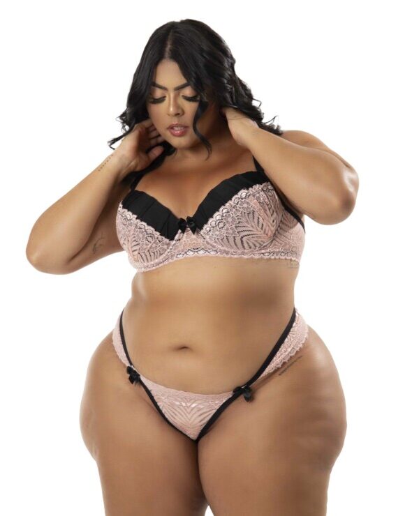 Conjunto de Renda e Microfibra Plus Size – Catarina